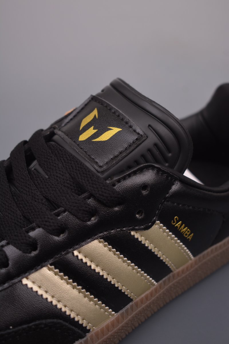 Adidas Samba OG 'Brown' view