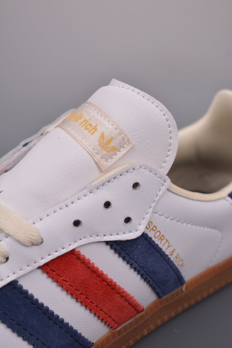 Adidas Samba OG view