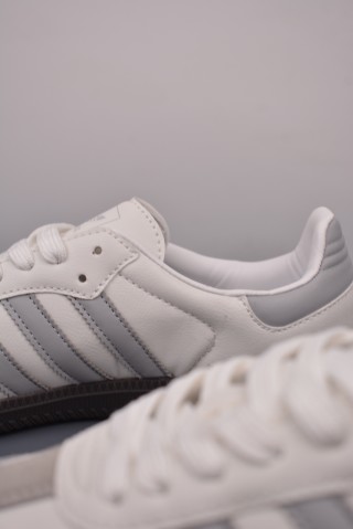 Adidas Samba OG 'Brown' view 8