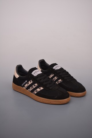 Adidas Samba OG view 1