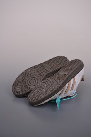 Adidas Samba OG 'Brown' view 3