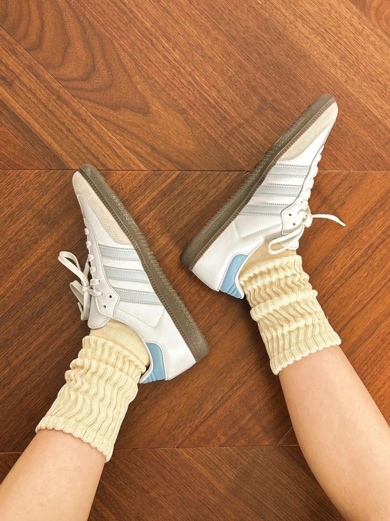 Adidas Samba OG view