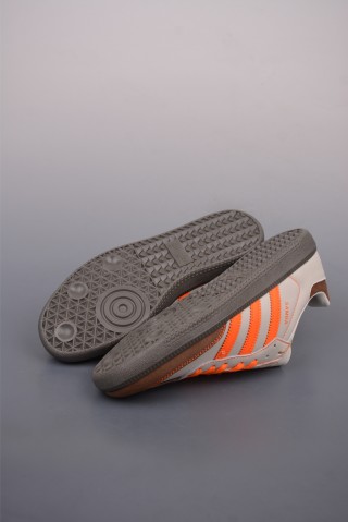 Adidas Samba OG 'Brown' view 3
