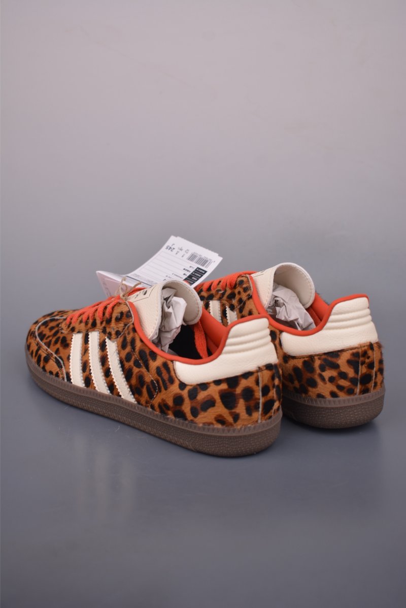 Adidas Samba OG 'Brown / Pink' view