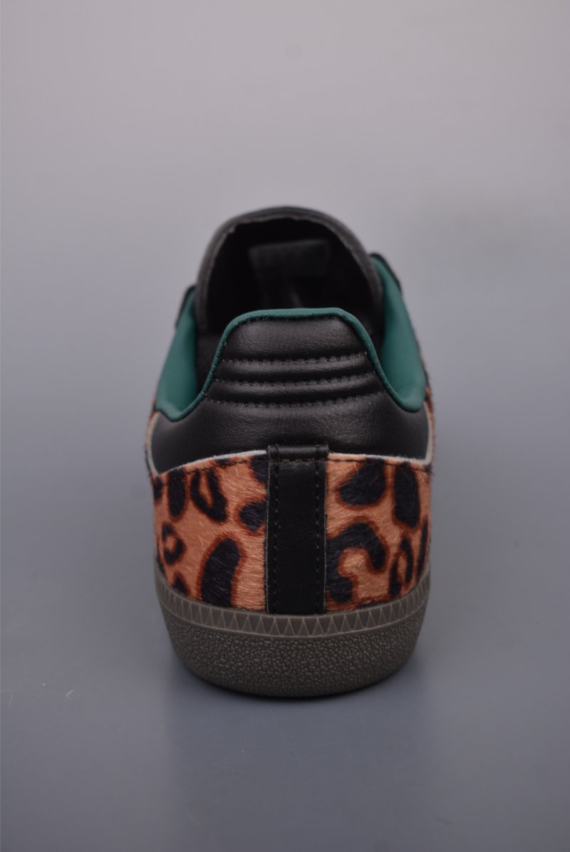 Adidas Samba OG 'Brown' view