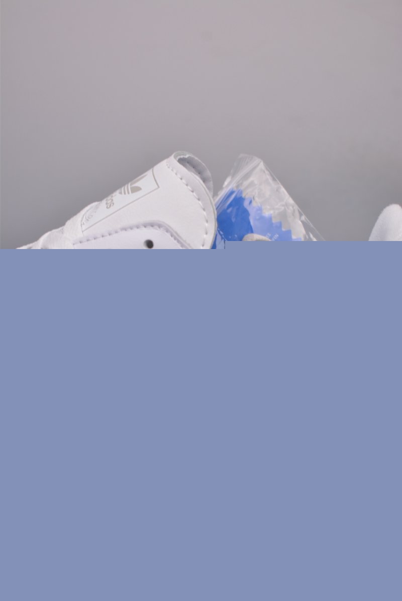 Adidas Samba OG view