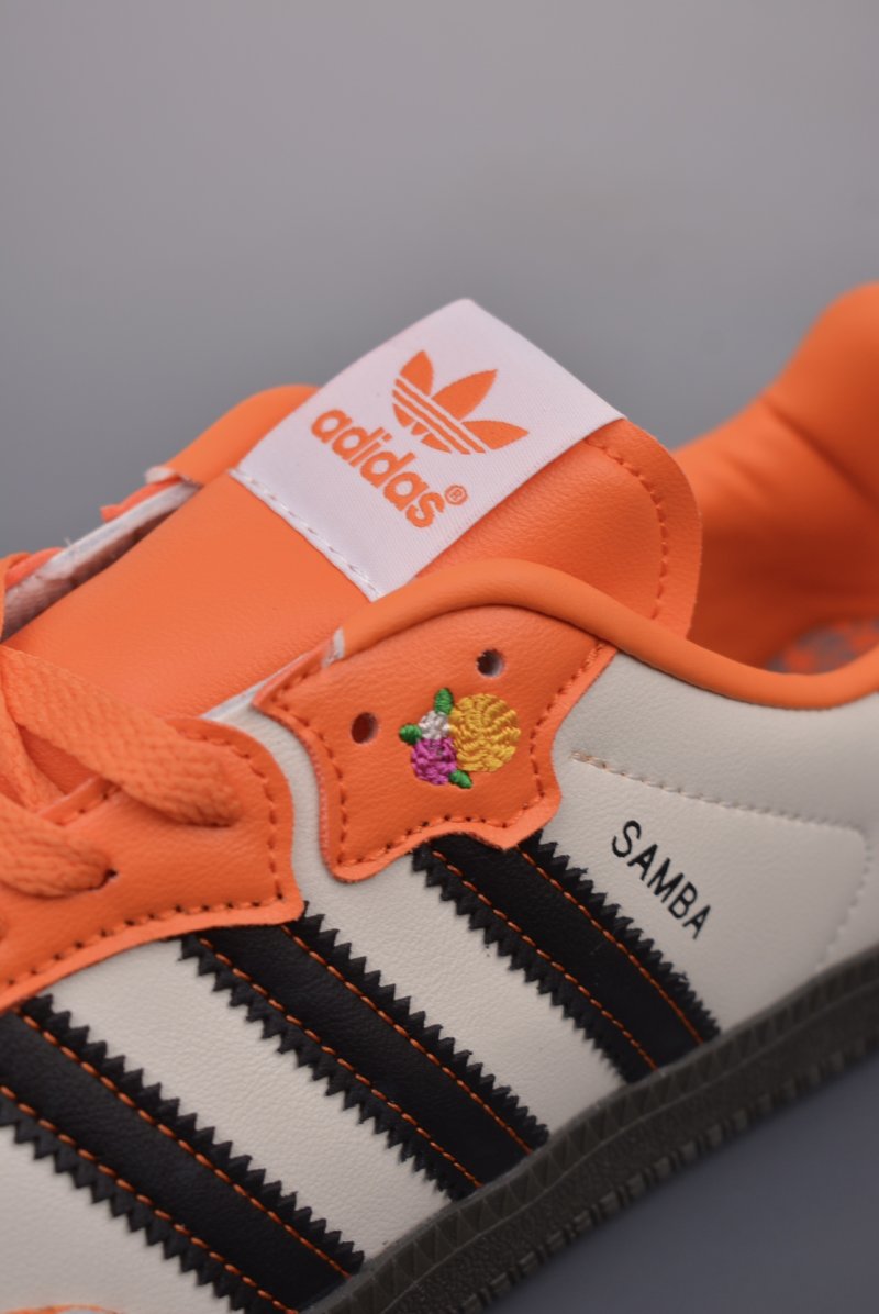 Adidas Samba OG 'Brown' view