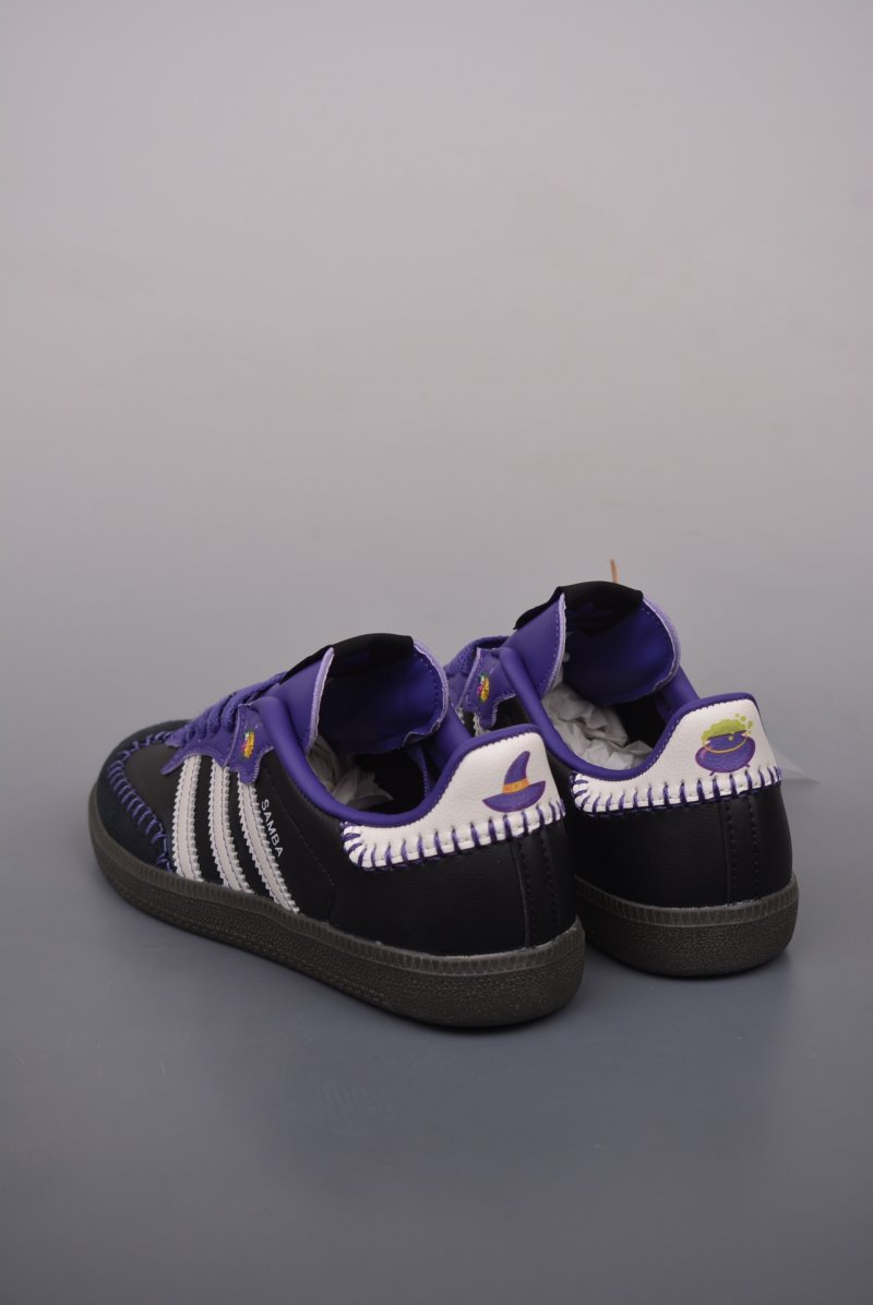 Adidas Samba OG view
