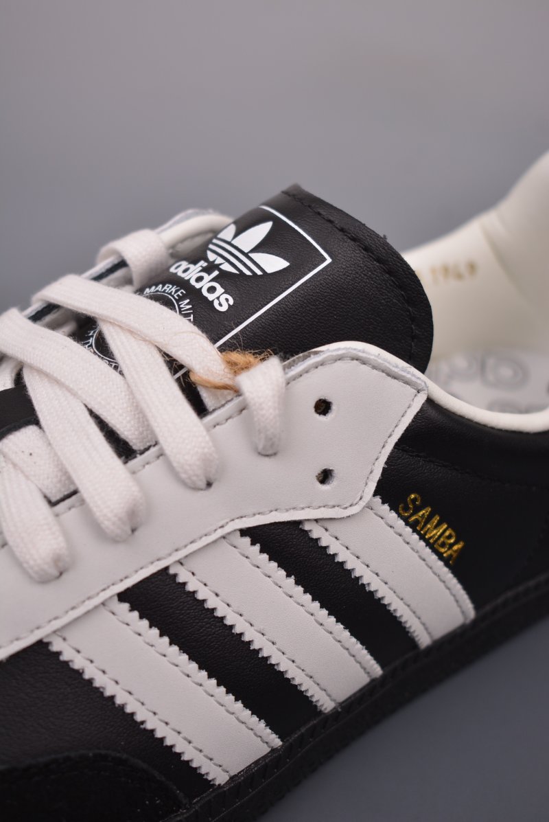 Adidas Samba OG 'Pink' view