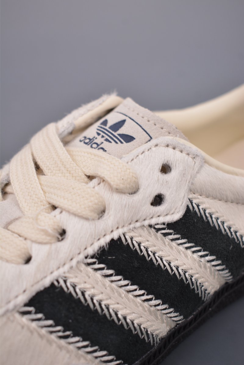 Adidas Samba OG 'Pink' view