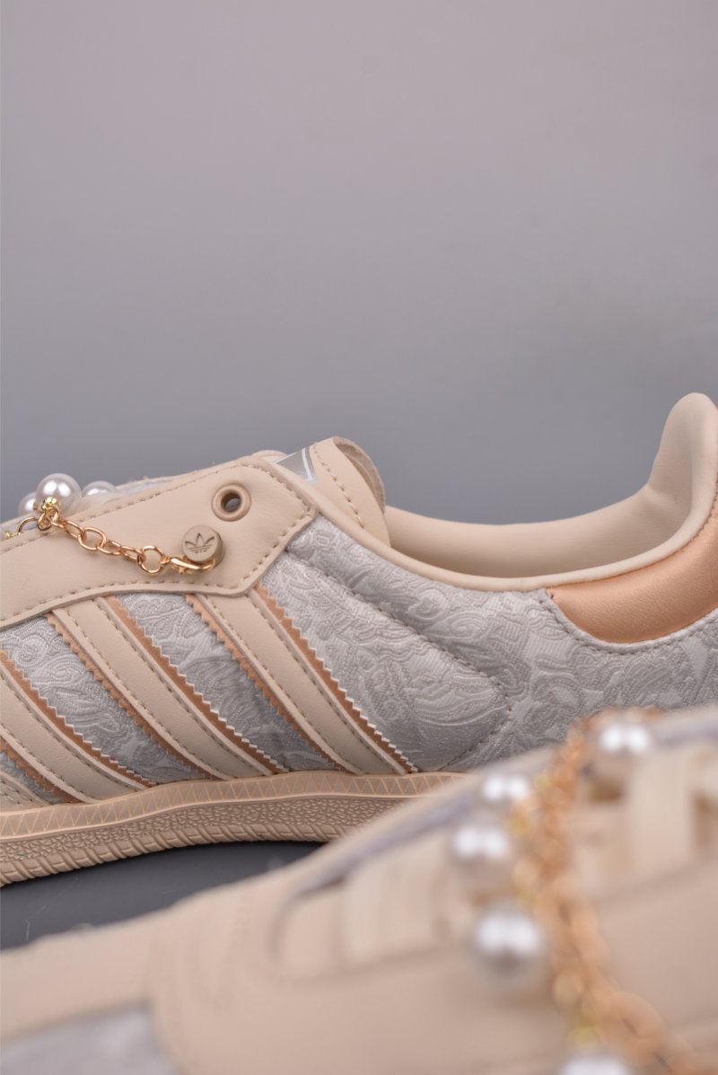 Adidas Samba OG 'Pink' view