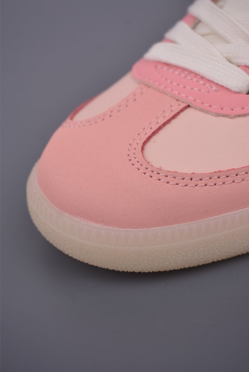 Adidas Samba OG 'Pink' view