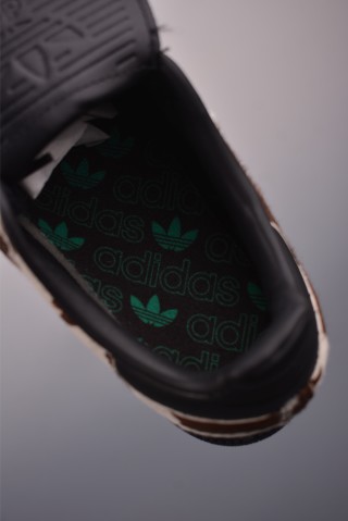 Adidas Samba OG 'Pink' view 9