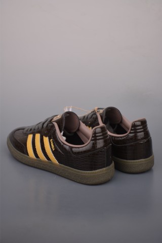 Adidas Samba OG 'Pink' view 2