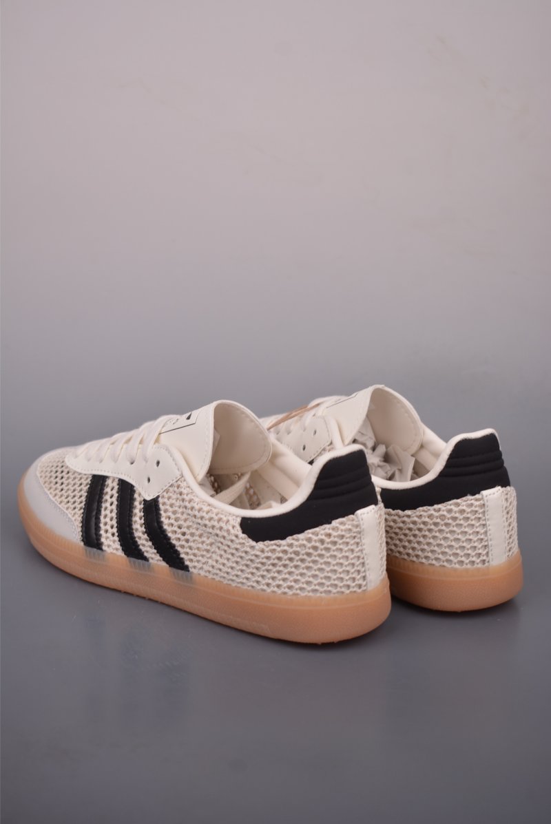 Adidas Samba OG 'Gold' view