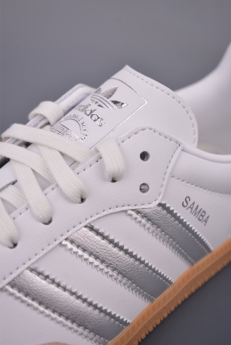 Adidas Samba OG 'Gold' view