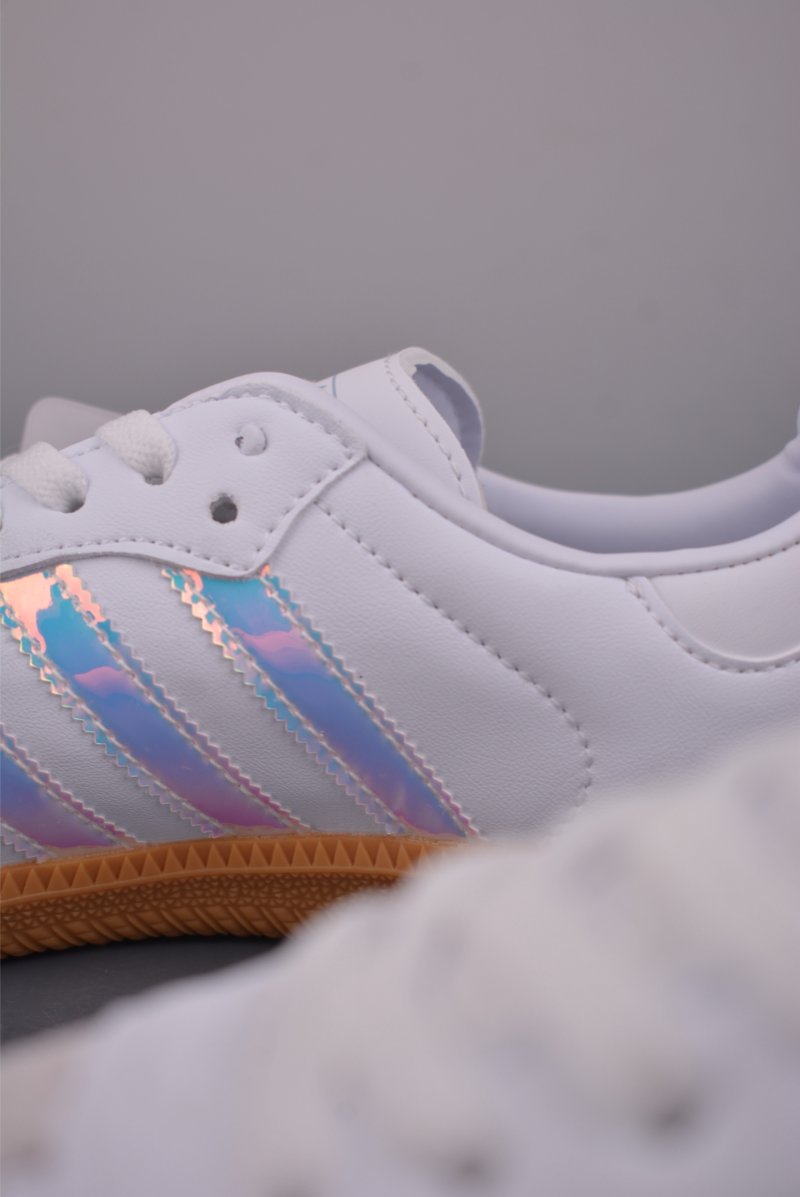 Adidas Samba OG 'Gold' view