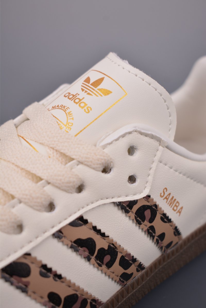 Adidas Samba OG 'Gold' view