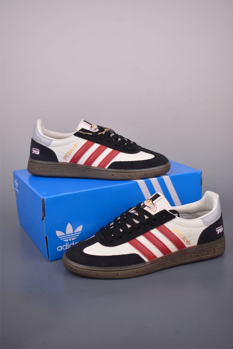Adidas Samba OG 'Gold' view