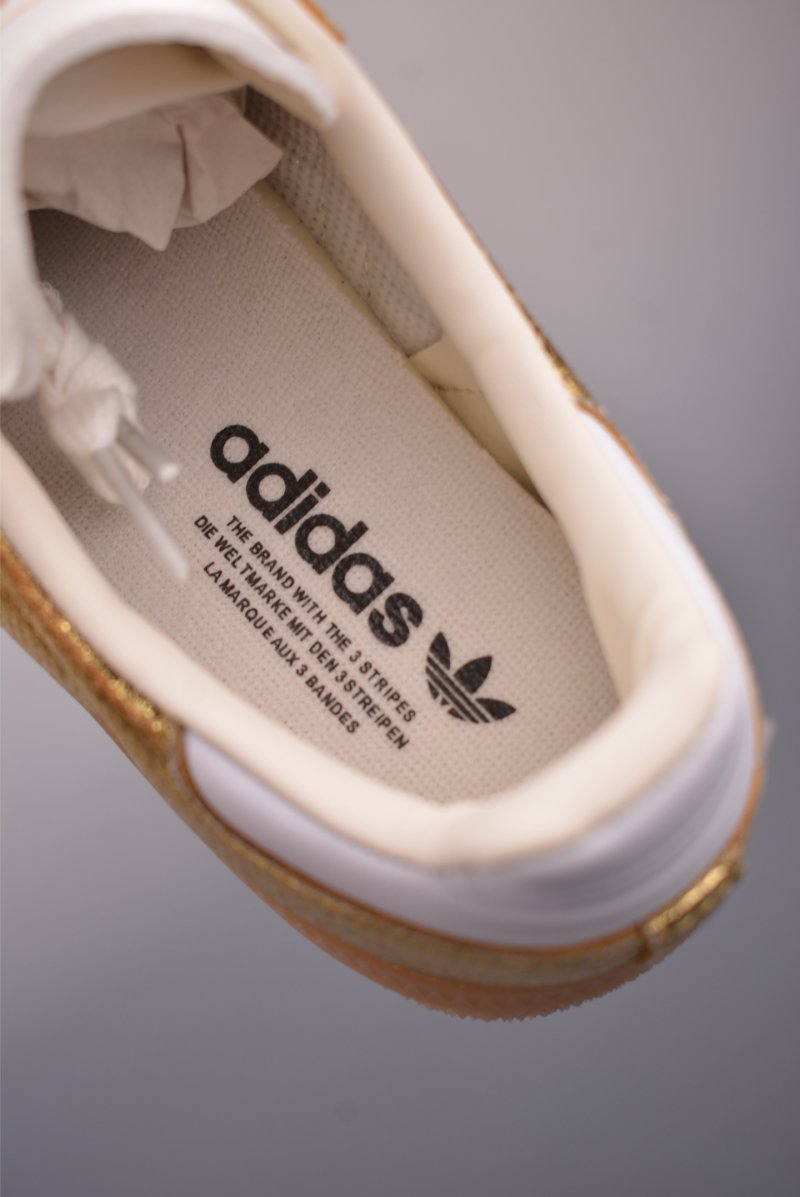 Adidas Samba OG 'Gold' view