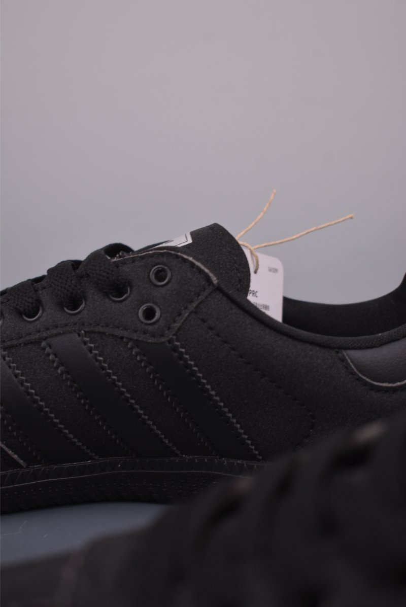Adidas Samba OG 'Gold' view