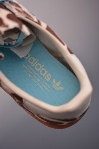 Adidas Samba OG 'Gold' view 9