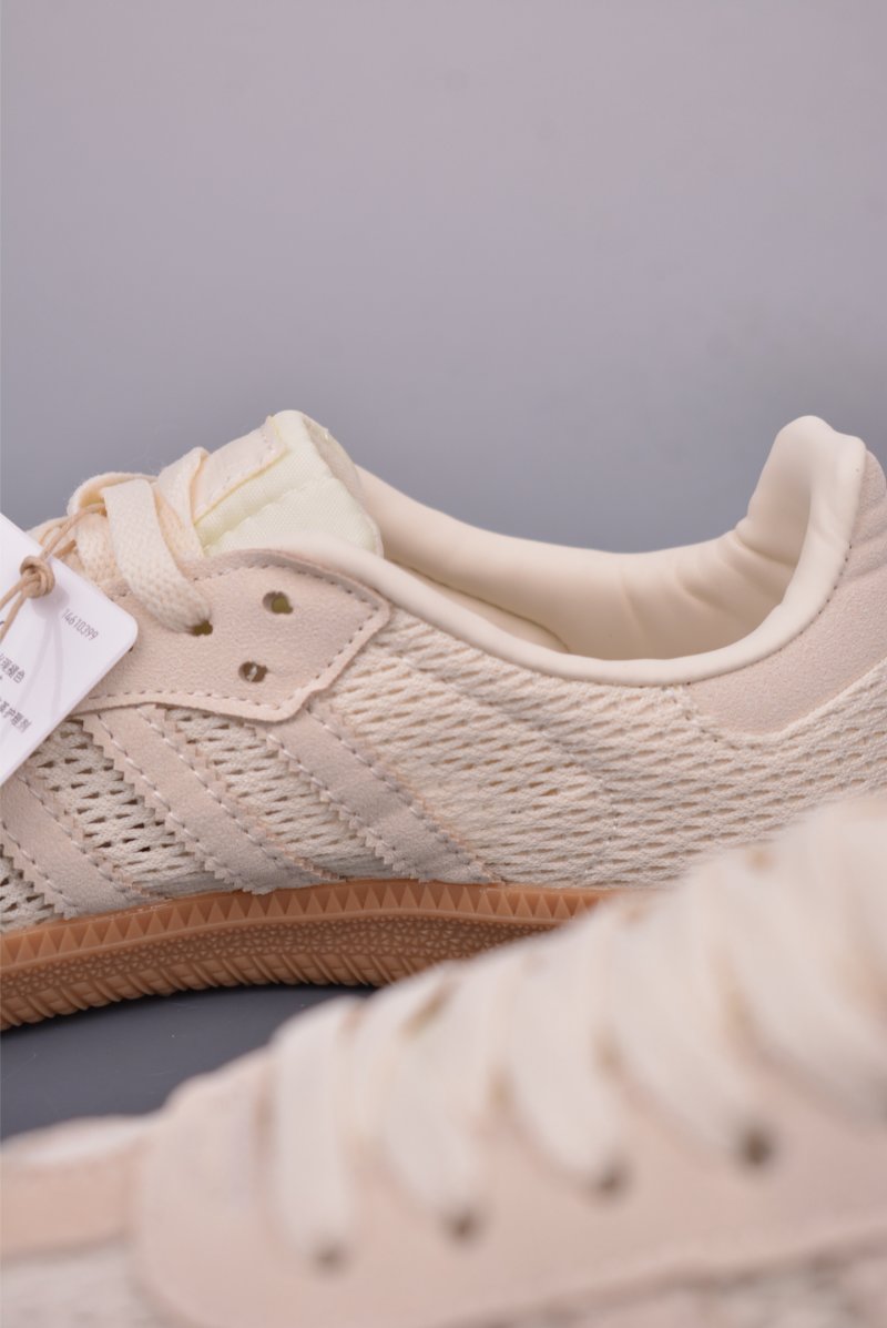 Adidas Samba OG 'Gold' view