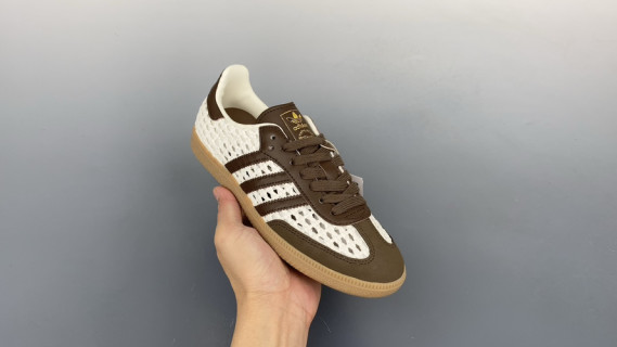 Adidas Samba OG W video