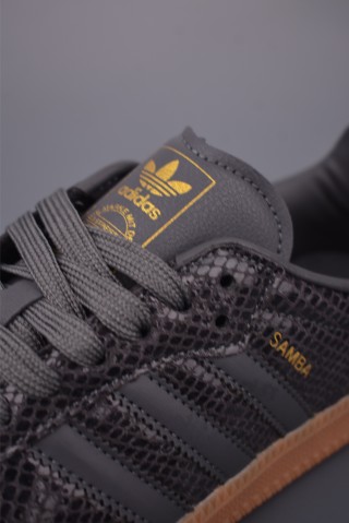 Adidas Samba OG W 'Gold' view 7