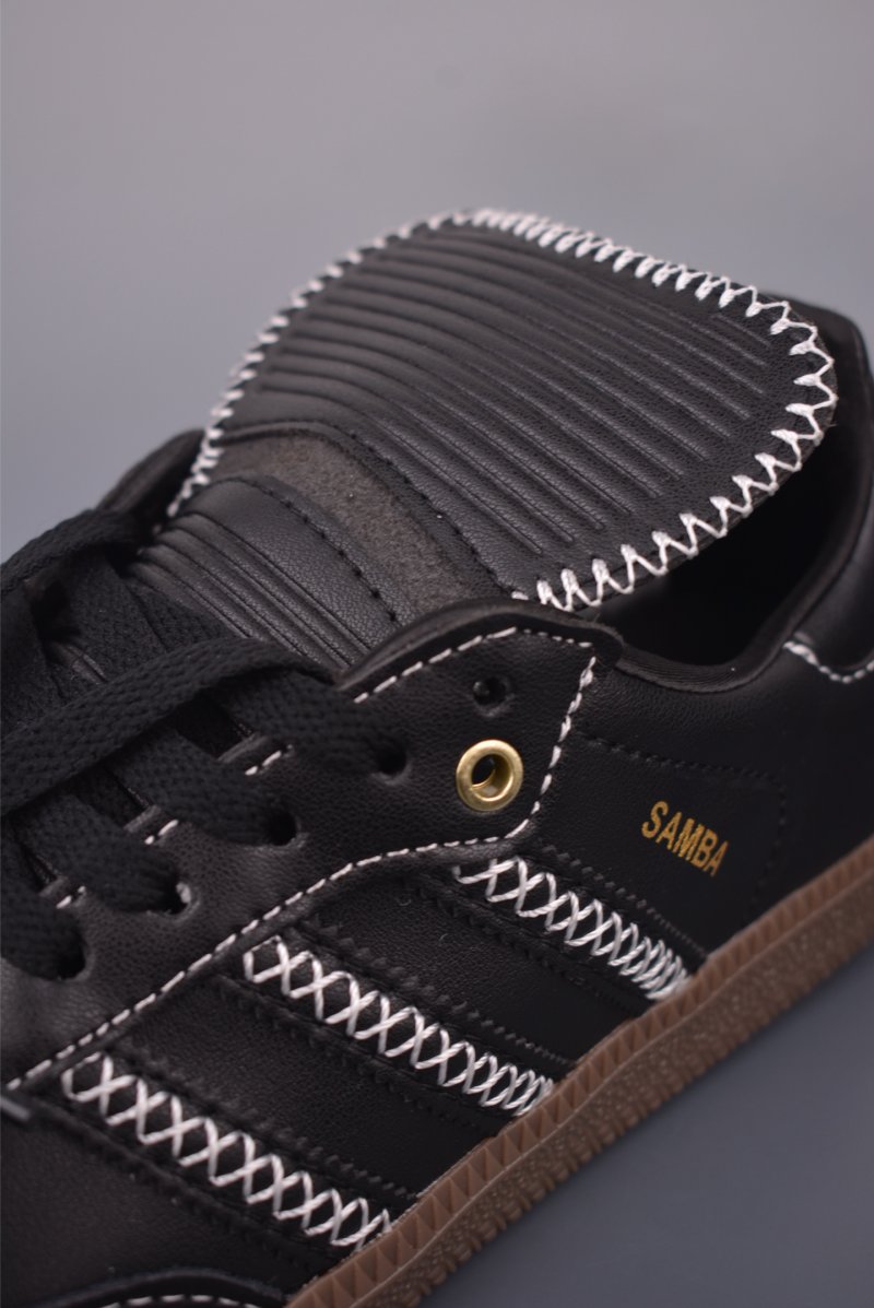 Adidas Samba OG W 'Gold' view