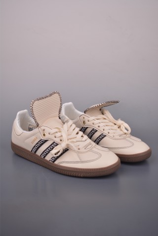 Adidas Samba OG W 'Gold' view 1