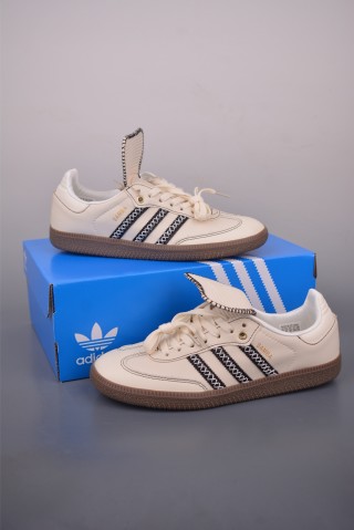 Adidas Samba OG W 'Gold' view 5