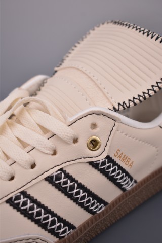 Adidas Samba OG W 'Gold' view 7