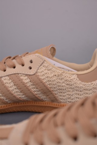 Adidas Samba OG W 'Gold' view 8