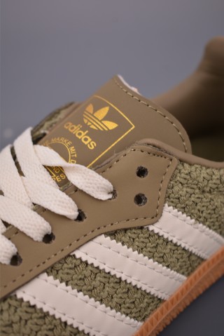 Adidas Samba OG W 'Gold' view 7
