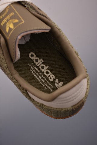 Adidas Samba OG W 'Gold' view 9