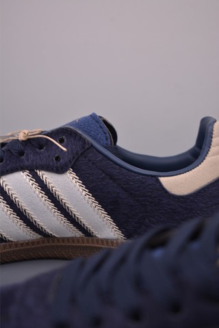 Adidas Samba OG W 'Gold' view 8