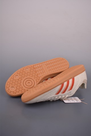 Adidas Samba OG W 'Gold' view 3
