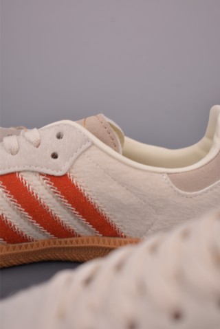 Adidas Samba OG W 'Gold' view 8