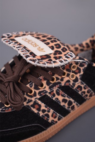 Adidas Samba OG W 'Gold' view 7