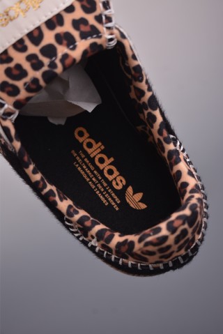 Adidas Samba OG W 'Gold' view 9