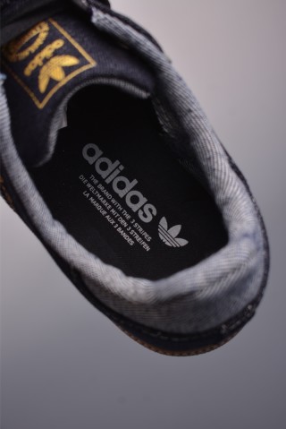 Adidas Samba OG W 'Gold' view 9