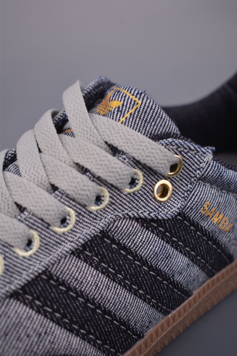 Adidas Samba OG W 'Gold' view