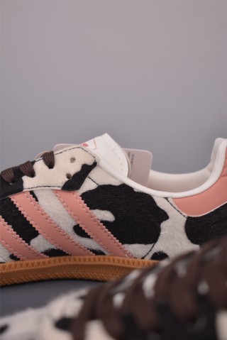 Adidas Samba OG W 'Gold' view 8