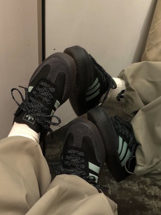 Adidas Samba Valentne view 6