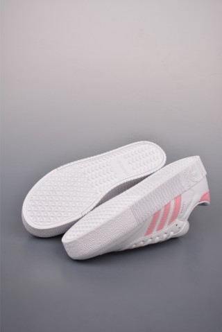 Adidas Samba Valentne 'Gold' view 3