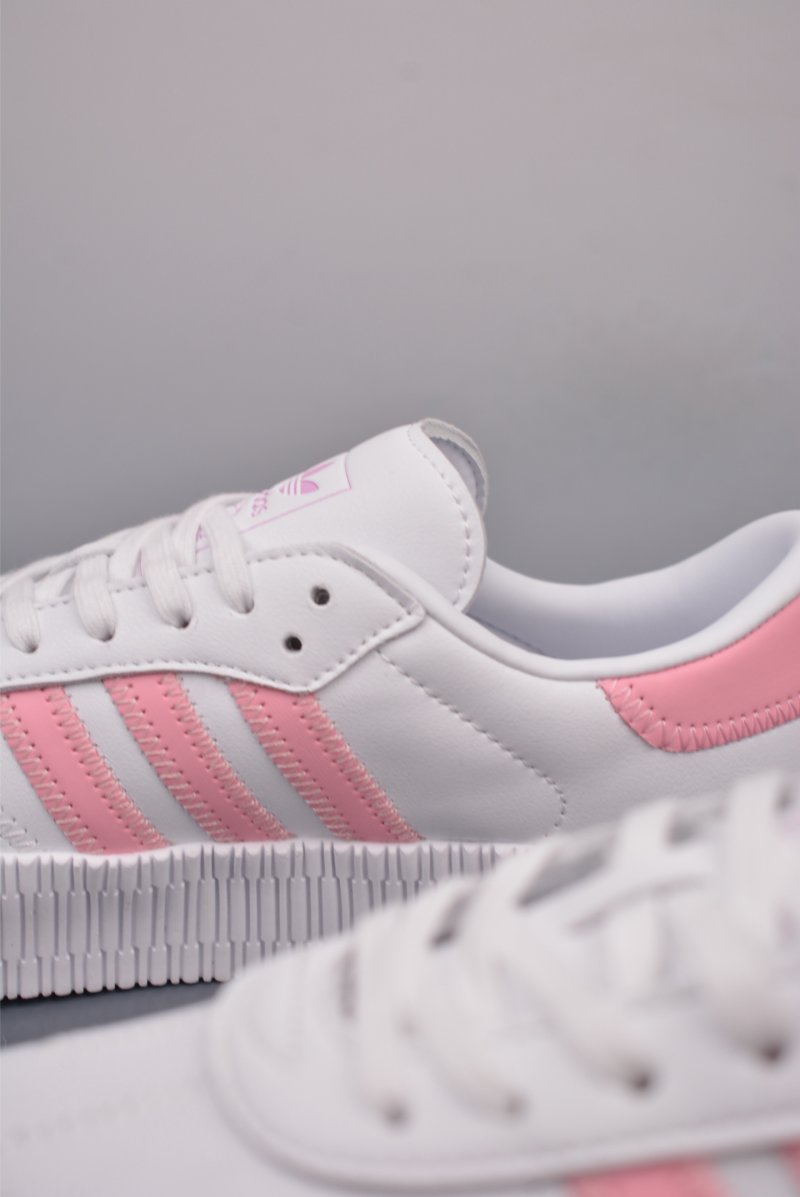 Adidas Samba Valentne 'Gold' view