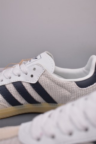 Adidas Samba Valentne 'Gold' view 8