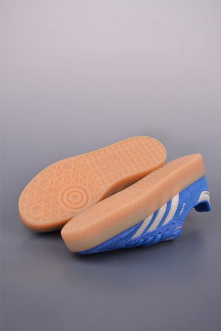 Adidas Samba Valentne 'Gold' view 3