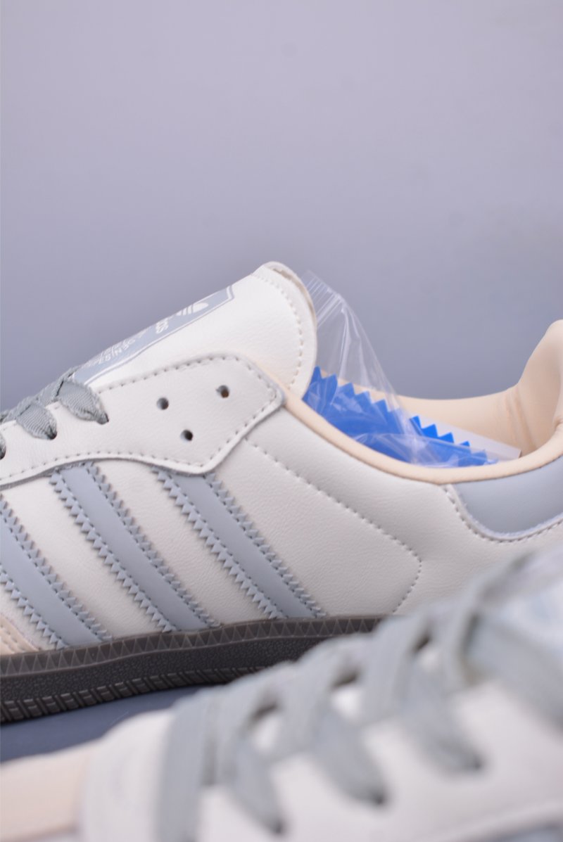 Adidas Samba Valentne 'Gold' view